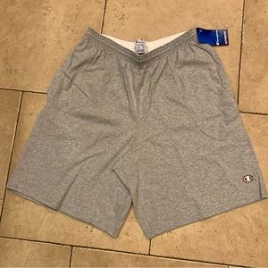 NWT Mens Champion Athletic Shorts. Size M